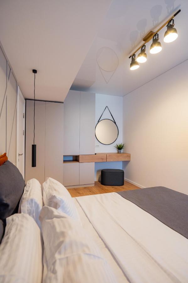 Portocaliu Punct Apartment มามายา ภายนอก รูปภาพ